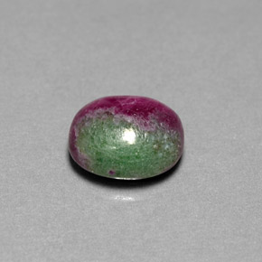 Rubis-Zoisite Multicolore naturelle Coupe ovale, 5.62 ct, Opaque