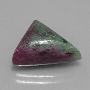 Rubis zoïsite multicolore naturelle trillion, 8,77 ct, opaque