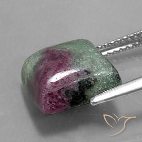 Rubis-Zoisite Multicolore naturelle Carré, 6.74 ct, Opaque