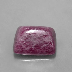 Rubis zoïsite multicolore naturelle baguette, 8,80 ct, opaque