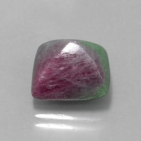 Rubis zoïsite multicolore naturelle carré, 8,46 ct, opaque