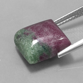 Rubis-Zoisite Multicolore naturelle Carré, 10.70 ct, Opaque
