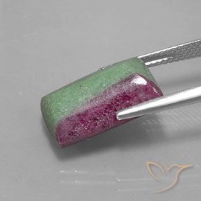 Rubis-Zoisite Multicolore naturelle Baquette, 12.20 ct, Opaque