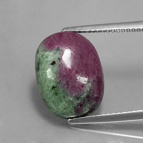 Rubis zoïsite multicolore naturelle coupe ovale, 9,17 ct, opaque