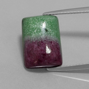 Rubis-Zoisite Multicolore naturelle Baquette, 9.78 ct, Opaque