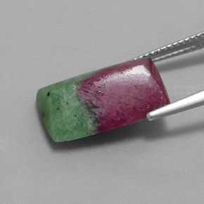 Rubis-Zoisite Multicolore naturelle Baquette, 9.19 ct, Opaque