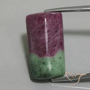 19.85ct Naturel Multicolore Rubis-Zoisite, Baquette, Opaque