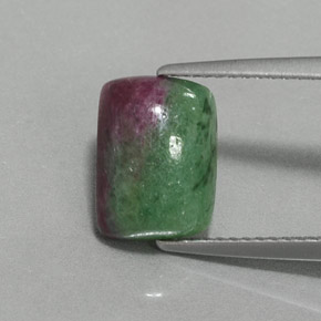 Rubis-Zoisite Multicolore naturelle Baquette, 4.96 ct, Opaque