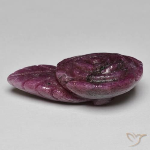 Rubis-Zoisite Rouge foncé naturelle Taille Fleur, 27.03 ct, Opaque