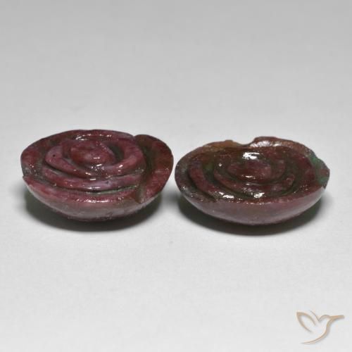 Shop natural 30.21ct Rouge foncé Rubis-Zoisite gems, Taille Fleur, from Tanzanie at GemSelect. In stock, global shipping!