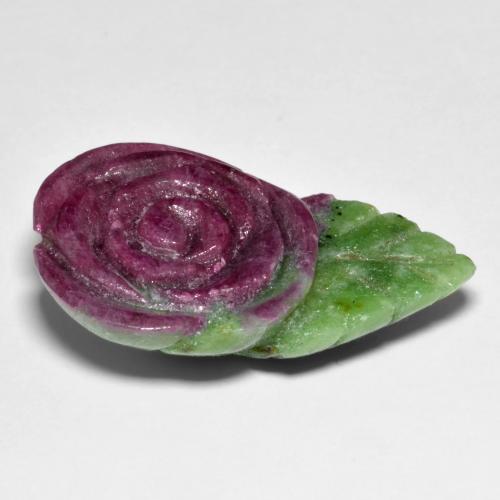 Rubis zoïsite multicolore naturelle taille fleur, 37,58 ct, opaque