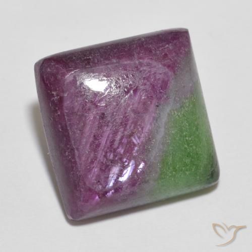 Rubis-Zoisite Multicolore naturelle Carré, 7.66 ct, Opaque