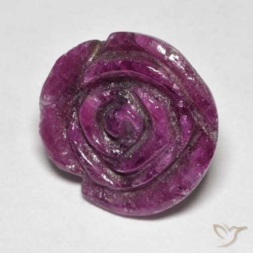 Rubis-Zoisite Medium Dark-Purple naturelle Taille Fleur, 15.77 ct, Opaque