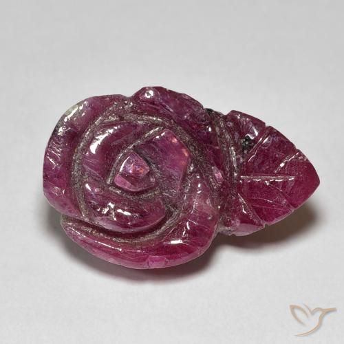 14.55ct Naturel Medium Dark Reddish-Purple Rubis-Zoisite, Taille Fleur, Opaque