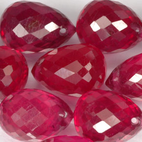 Achetez naturel ct rouge rubis gems, briolette, en provenance madagascar chez gemselect. en stock, livraison internationale!
