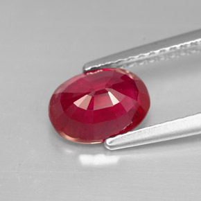 Rubis rouge naturelle coupe ovale, 1,82 ct, SI