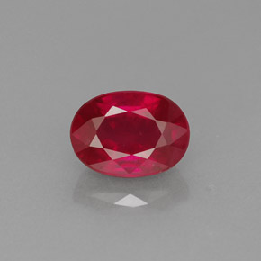 Rubis rouge naturelle coupe ovale, 1,38 ct, VS-SI