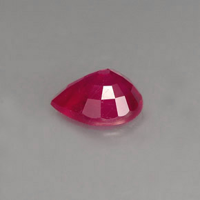 Rubis rouge naturelle en forme de poire, 1,61 ct, VS-SI