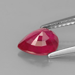 Rubis rouge naturelle en forme de poire, 1,59 ct, VS-SI