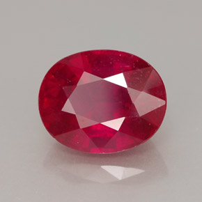 Rubis rouge naturelle coupe ovale, 4,10 ct, VS-SI