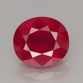 Rubis rouge naturelle coupe ovale, 3,68 ct, VS-SI