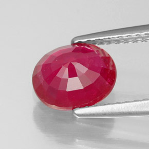Rubis rouge naturelle coupe ovale, 1,86 ct, VS-SI