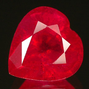 Rubis rouge naturelle forme de coeur, 1,69 ct, VS-SI