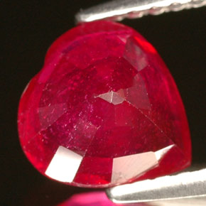 Rubis rouge naturelle forme de coeur, 1,69 ct, VS-SI