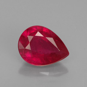 Rubis rouge naturelle en forme de poire, 1,36 ct, VS-SI