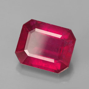Rubis rouge naturelle taille émeraude, 4,68 ct, VS-SI