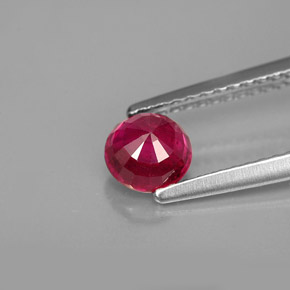 Rubis rouge naturelle coupe roude, 0,85 ct, VS-SI