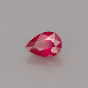 Rubis rouge naturelle en forme de poire, 1,06 ct, VS-SI