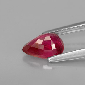 Rubis rouge naturelle en forme de poire, 1,05 ct, VS-SI
