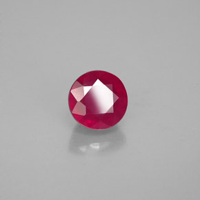 Rubis rouge naturelle coupe roude, 0,89 ct, VS-SI
