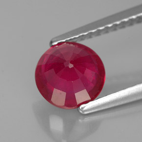 Rubis rouge naturelle coupe roude, 1,39 ct, VS-SI