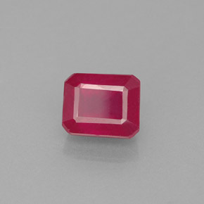 Rubis rouge naturelle taille émeraude, 1,77 ct, VS-SI