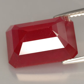 Rubis rouge naturelle taille émeraude, 13,23 ct, VS-SI