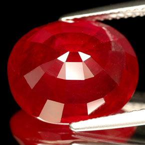 Rubis rouge naturelle coupe ovale, 10,26 ct, VS-SI