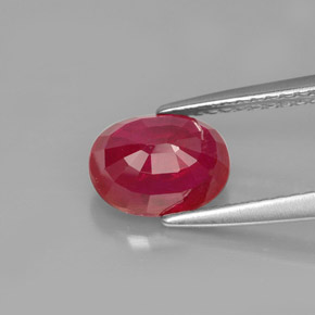 Rubis rouge naturelle coupe ovale, 1,90 ct, VS-SI