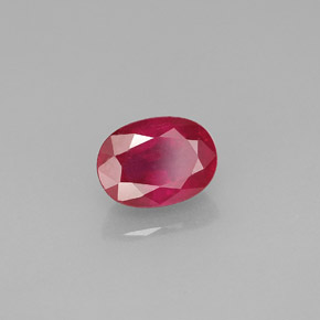 Rubis rouge naturelle coupe ovale, 1,30 ct, VS-SI