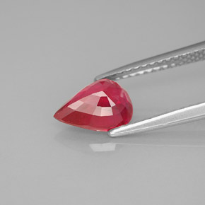 Rubis rouge naturelle en forme de poire, 1,53 ct, VS-SI