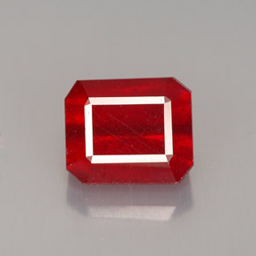 Rubis rouge naturelle taille émeraude, 3,28 ct, VS-SI