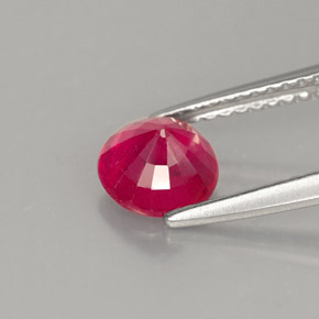 Rubis rouge naturelle coupe roude, 1,28 ct, VS-SI