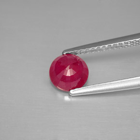 Rubis rouge naturelle coupe roude, 1,10 ct, SI