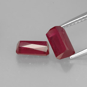 Achetez naturel ct rouge rubis gems, taille émeraude, en provenance madagascar chez gemselect. en stock, livraison internationale!