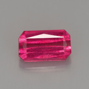 Rubis rouge naturelle taille émeraude, 1,13 ct, VS-SI