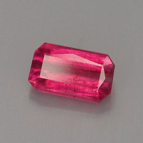 Rubis rouge naturelle taille émeraude, 1,13 ct, VS-SI