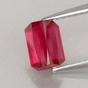 Rubis rouge naturelle taille émeraude, 1,54 ct, SI