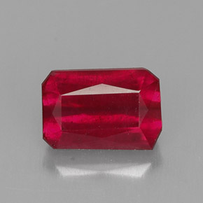 Rubis rouge naturelle taille émeraude, 1,06 ct, SI