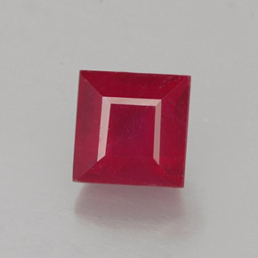Rubis rouge naturelle carré, 1,31 ct, SI